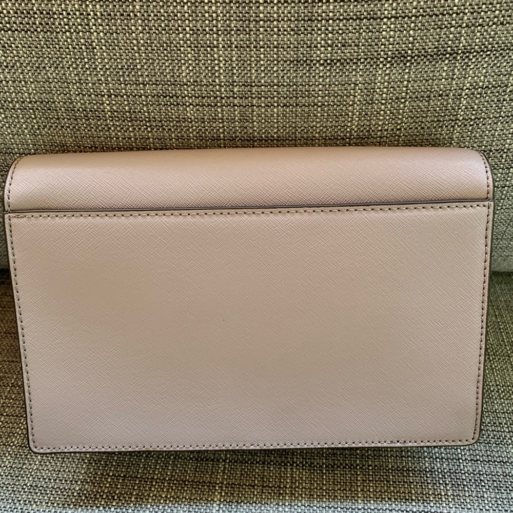 KATE SPADE CAMERON CHAIN LAVENDER CROSSBODY CLUTCH - Picture 4 of 15